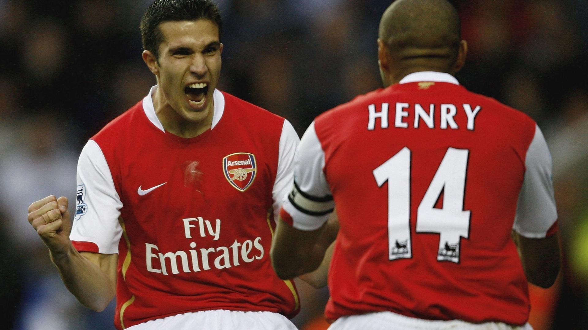 欧冠淘汰赛之夜,福克斯用一粒进球,完成从天才到巨星的加冕