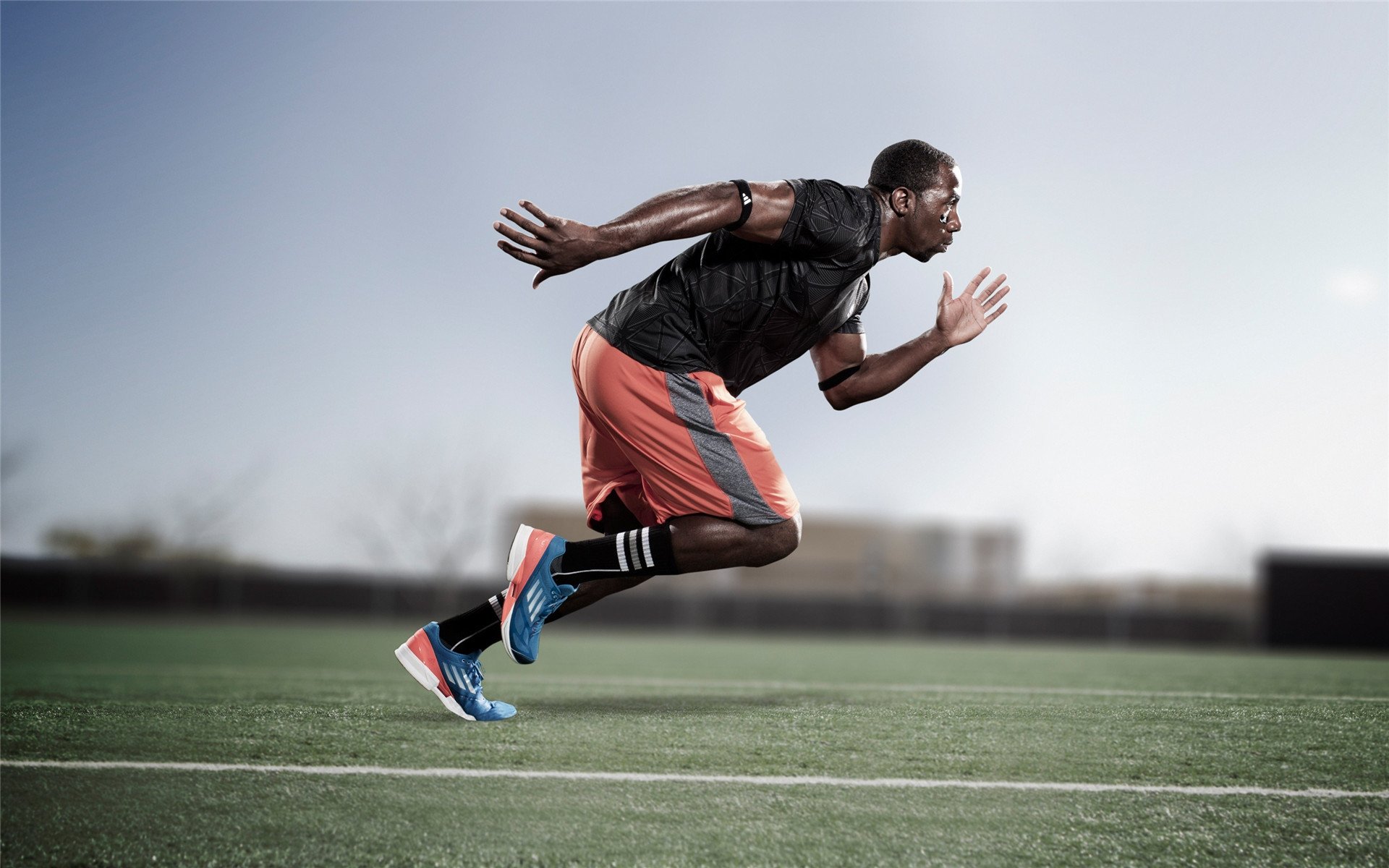 塞维利亚的碾压与迪亚斯的接管,当足球与篮球在统治力中相遇